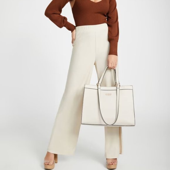 GUESS Mariam Carryall Bag - Picture 1 of 6